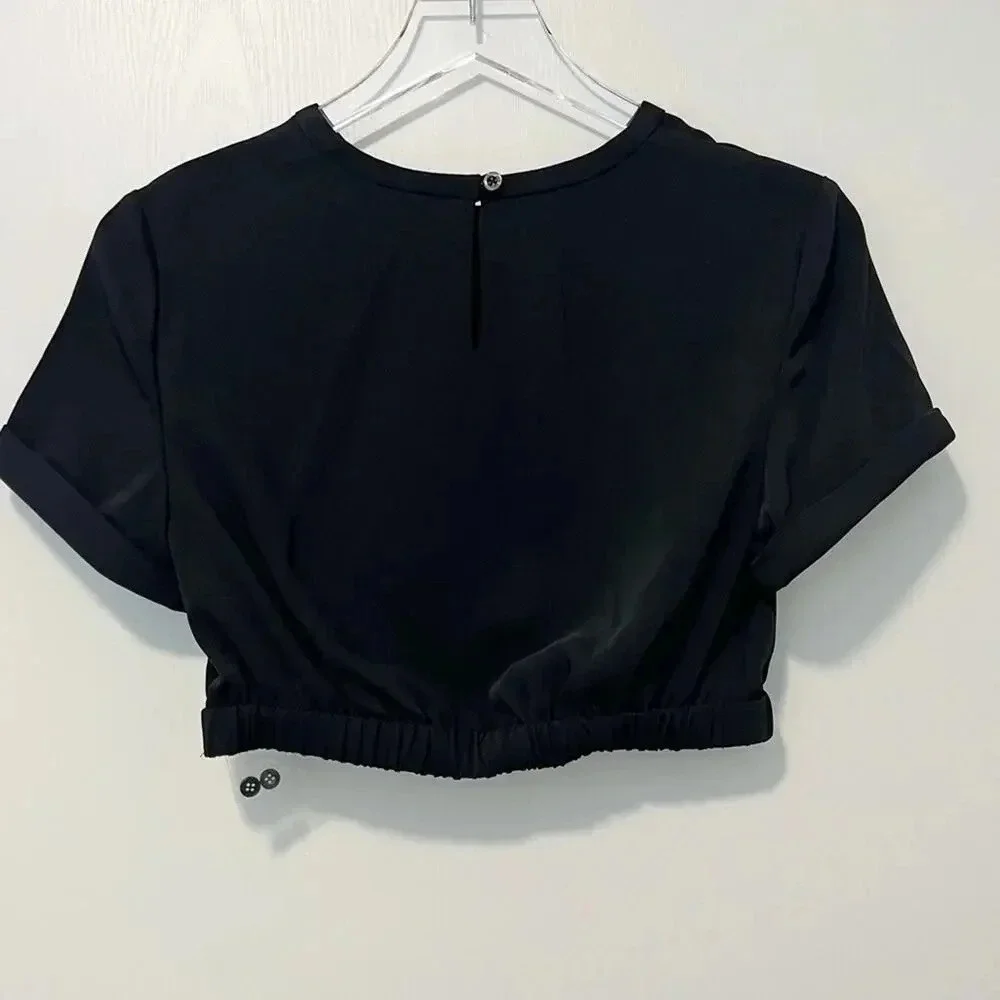 NWT L'ACADEMIE The Weronika Crop Top in‎ Black
